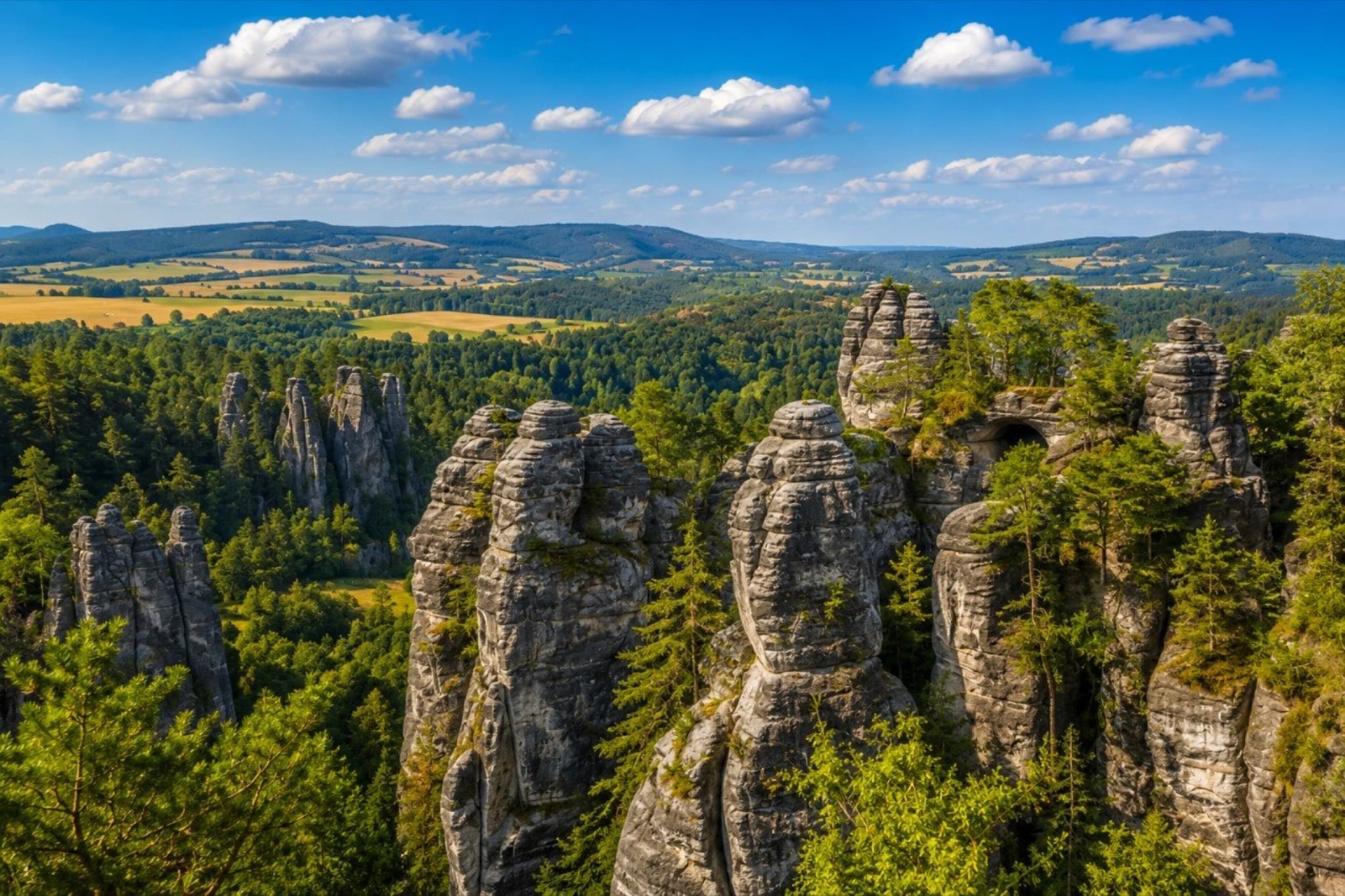 Český ráj sandstone rock towers and Trosky castle ruins