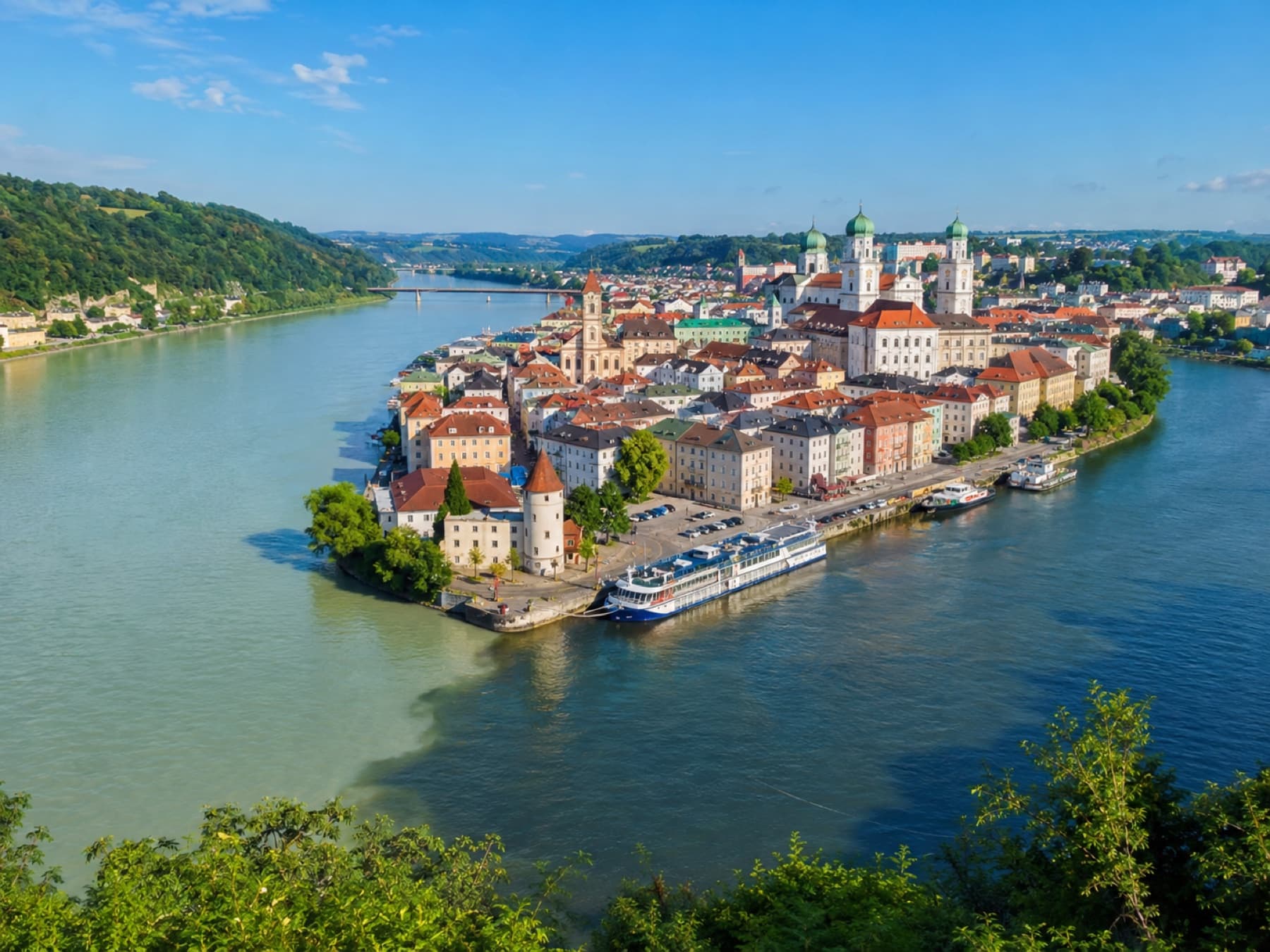 Prague to Passau Transfer — River Cruise Port